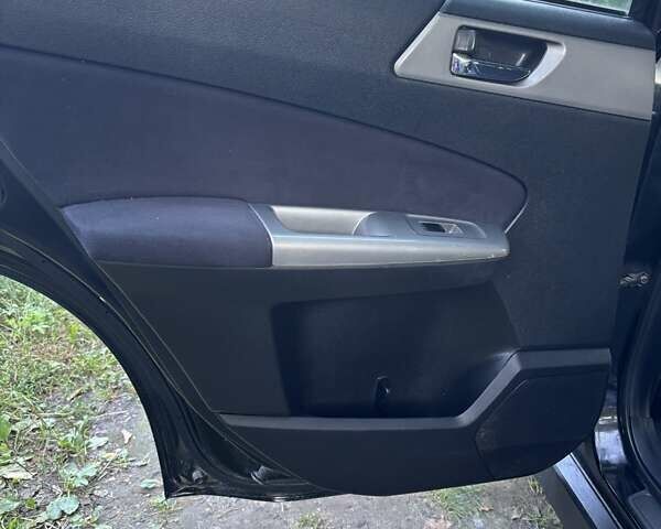 Чорний Субару Forester, об'ємом двигуна 2.46 л та пробігом 297 тис. км за 7700 $, фото 22 на Automoto.ua