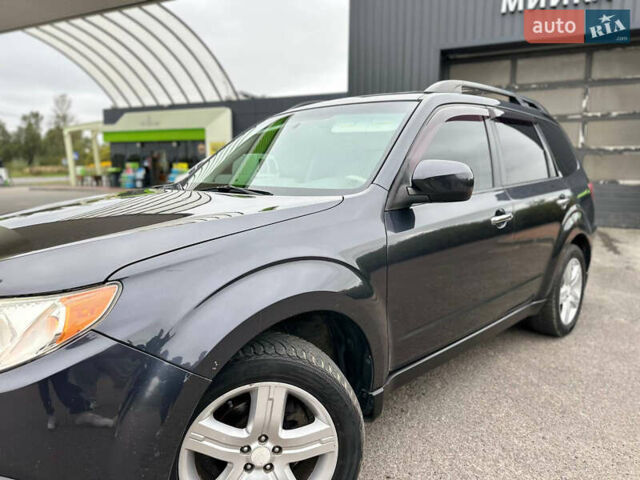 Чорний Субару Forester, об'ємом двигуна 2.5 л та пробігом 271 тис. км за 6950 $, фото 11 на Automoto.ua