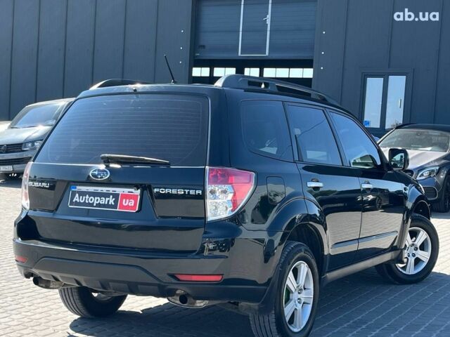 Чорний Субару Forester, об'ємом двигуна 2 л та пробігом 215 тис. км за 9590 $, фото 40 на Automoto.ua