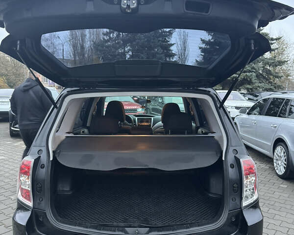 Черный Субару Форестер, объемом двигателя 1.99 л и пробегом 180 тыс. км за 7200 $, фото 14 на Automoto.ua