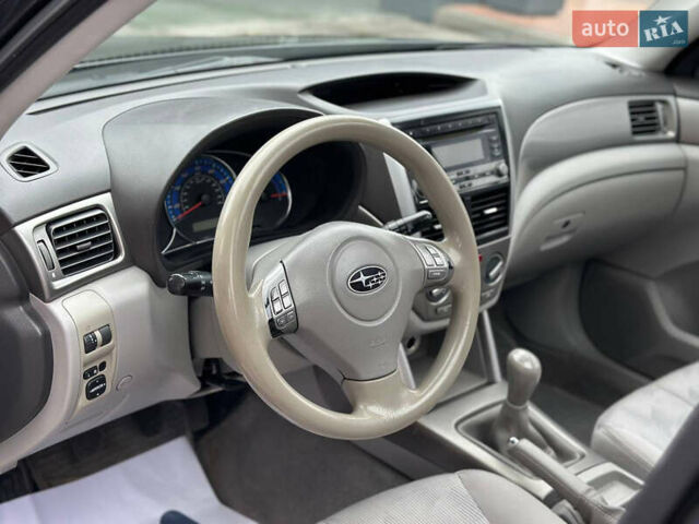 Чорний Субару Forester, об'ємом двигуна 2.5 л та пробігом 271 тис. км за 6950 $, фото 53 на Automoto.ua