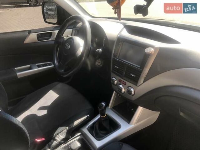 Чорний Субару Forester, об'ємом двигуна 2 л та пробігом 225 тис. км за 6550 $, фото 8 на Automoto.ua