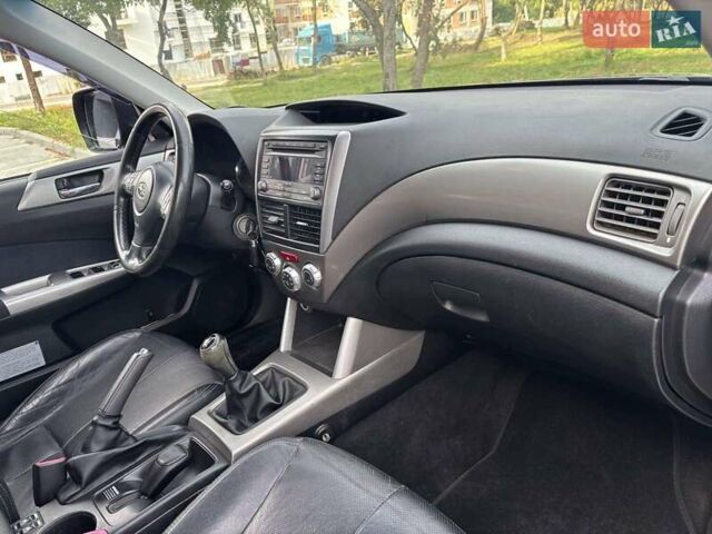 Чорний Субару Forester, об'ємом двигуна 2.46 л та пробігом 297 тис. км за 9300 $, фото 23 на Automoto.ua