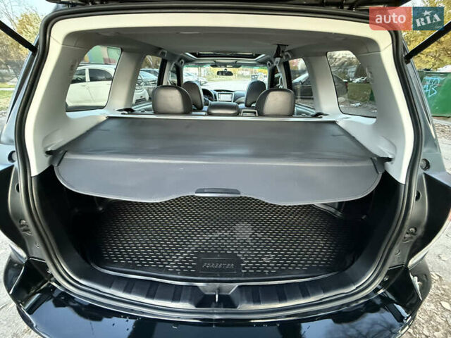 Черный Субару Форестер, объемом двигателя 1.99 л и пробегом 178 тыс. км за 8700 $, фото 61 на Automoto.ua