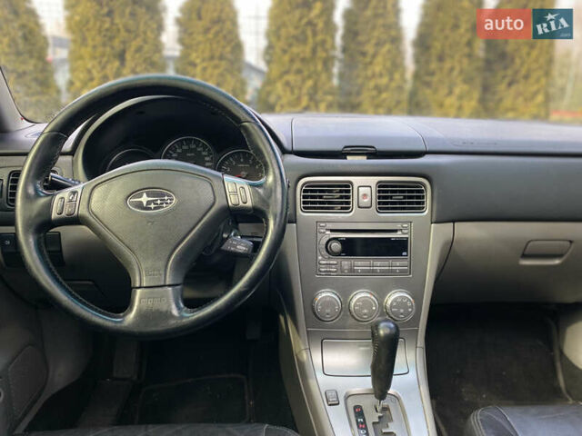 Чорний Субару Forester, об'ємом двигуна 2 л та пробігом 161 тис. км за 8350 $, фото 10 на Automoto.ua