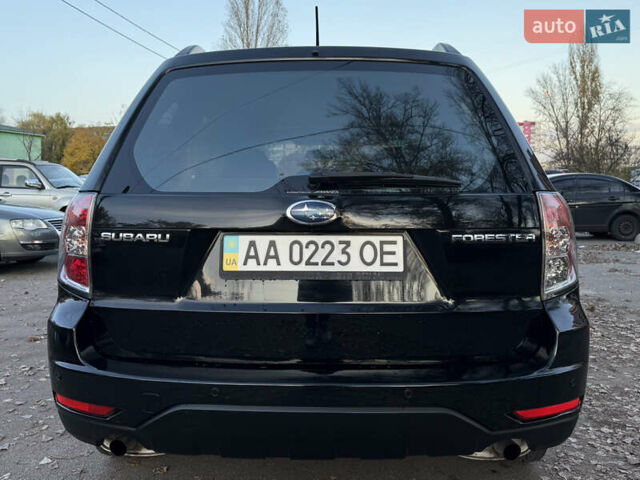 Черный Субару Форестер, объемом двигателя 1.99 л и пробегом 178 тыс. км за 8700 $, фото 5 на Automoto.ua
