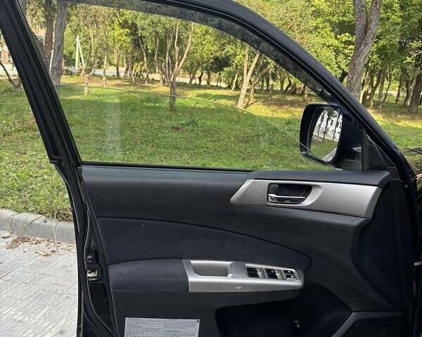Чорний Субару Forester, об'ємом двигуна 2.46 л та пробігом 297 тис. км за 9300 $, фото 16 на Automoto.ua