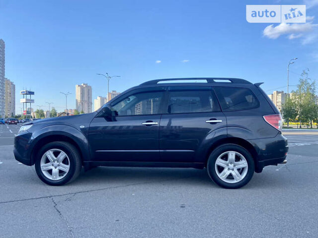 Чорний Субару Forester, об'ємом двигуна 2.5 л та пробігом 225 тис. км за 9900 $, фото 2 на Automoto.ua