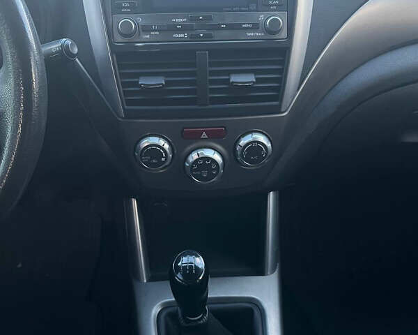 Чорний Субару Forester, об'ємом двигуна 2 л та пробігом 192 тис. км за 7600 $, фото 13 на Automoto.ua