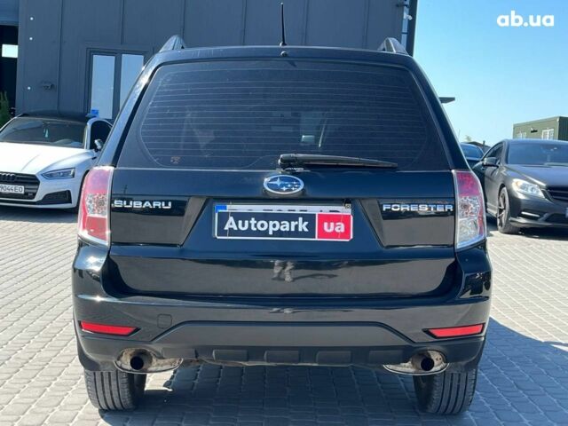 Чорний Субару Forester, об'ємом двигуна 2 л та пробігом 215 тис. км за 9590 $, фото 41 на Automoto.ua