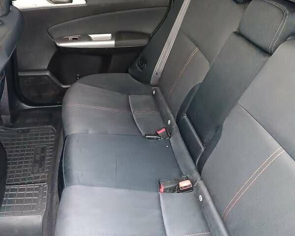 Черный Субару Форестер, объемом двигателя 2 л и пробегом 270 тыс. км за 8250 $, фото 9 на Automoto.ua