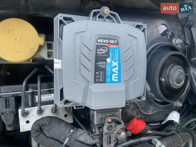 Черный Субару Форестер, объемом двигателя 2.46 л и пробегом 215 тыс. км за 8700 $, фото 11 на Automoto.ua