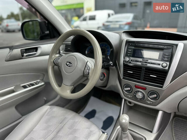 Черный Субару Форестер, объемом двигателя 2.5 л и пробегом 271 тыс. км за 7450 $, фото 76 на Automoto.ua