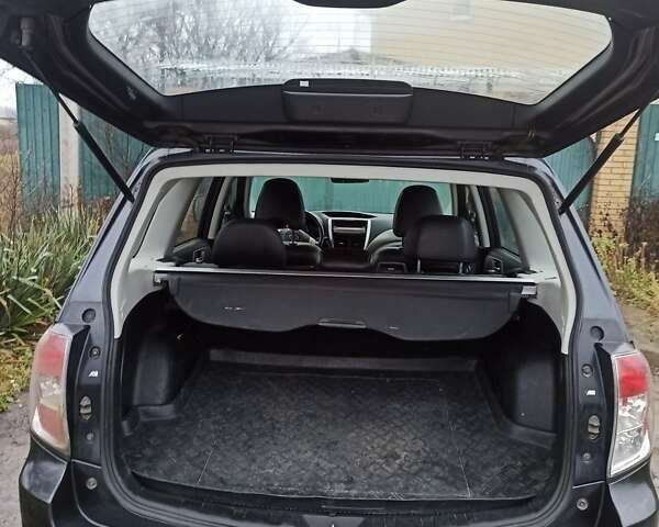 Чорний Субару Forester, об'ємом двигуна 1.99 л та пробігом 161 тис. км за 9000 $, фото 3 на Automoto.ua