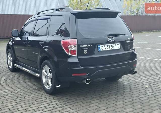 Чорний Субару Forester, об'ємом двигуна 1.99 л та пробігом 172 тис. км за 9999 $, фото 20 на Automoto.ua