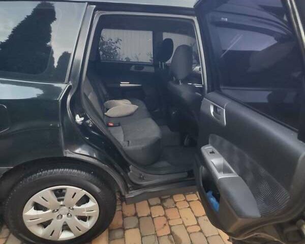 Чорний Субару Forester, об'ємом двигуна 2 л та пробігом 321 тис. км за 7500 $, фото 3 на Automoto.ua