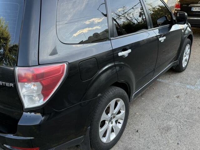 Чорний Субару Forester, об'ємом двигуна 2 л та пробігом 359 тис. км за 6500 $, фото 4 на Automoto.ua