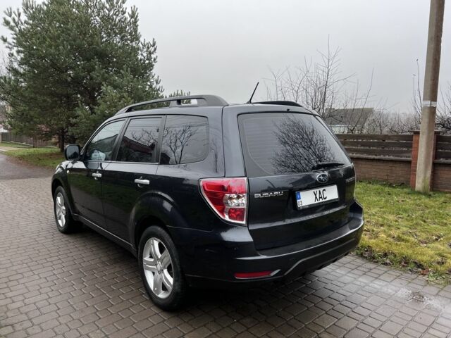 Чорний Субару Forester, об'ємом двигуна 2.5 л та пробігом 148 тис. км за 8200 $, фото 2 на Automoto.ua