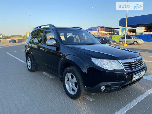 Чорний Субару Forester, об'ємом двигуна 1.99 л та пробігом 195 тис. км за 7999 $, фото 2 на Automoto.ua