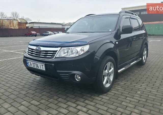 Чорний Субару Forester, об'ємом двигуна 1.99 л та пробігом 172 тис. км за 9999 $, фото 9 на Automoto.ua