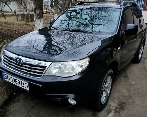 Чорний Субару Forester, об'ємом двигуна 2 л та пробігом 177 тис. км за 9900 $, фото 4 на Automoto.ua