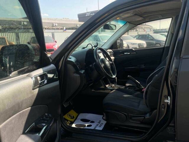 Черный Субару Форестер, объемом двигателя 2.5 л и пробегом 230 тыс. км за 7700 $, фото 9 на Automoto.ua