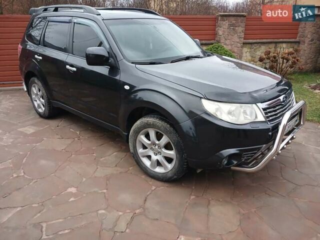 Чорний Субару Forester, об'ємом двигуна 2.46 л та пробігом 145 тис. км за 8500 $, фото 2 на Automoto.ua