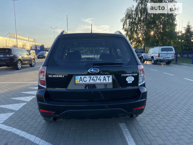 Чорний Субару Forester, об'ємом двигуна 1.99 л та пробігом 195 тис. км за 7999 $, фото 5 на Automoto.ua