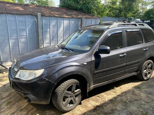 Черный Субару Форестер, объемом двигателя 0 л и пробегом 100 тыс. км за 4000 $, фото 2 на Automoto.ua