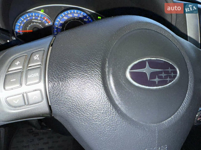 Черный Субару Форестер, объемом двигателя 1.99 л и пробегом 178 тыс. км за 8700 $, фото 49 на Automoto.ua
