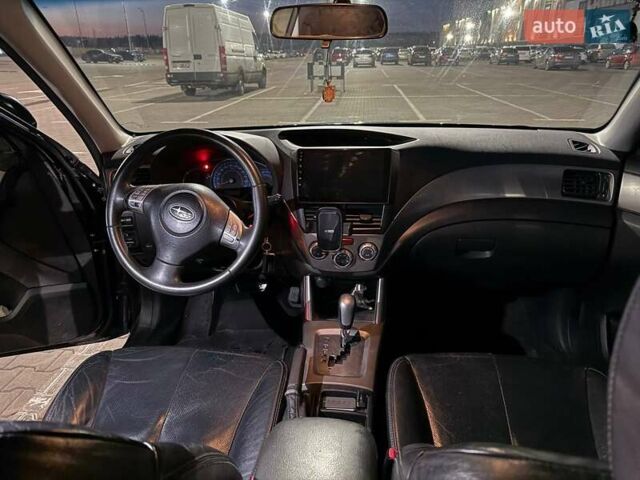 Чорний Субару Forester, об'ємом двигуна 2 л та пробігом 340 тис. км за 5500 $, фото 4 на Automoto.ua