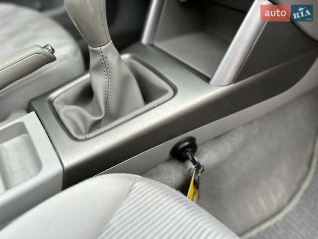 Чорний Субару Forester, об'ємом двигуна 2.5 л та пробігом 271 тис. км за 6950 $, фото 80 на Automoto.ua