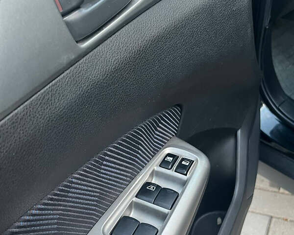 Чорний Субару Forester, об'ємом двигуна 2 л та пробігом 192 тис. км за 7600 $, фото 12 на Automoto.ua