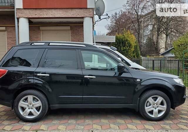 Чорний Субару Forester, об'ємом двигуна 2.46 л та пробігом 211 тис. км за 10500 $, фото 2 на Automoto.ua