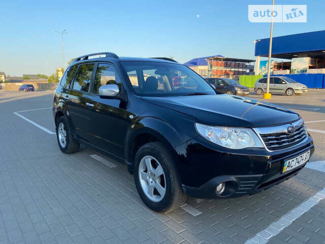 Чорний Субару Forester, об'ємом двигуна 2 л та пробігом 196 тис. км за 7500 $, фото 3 на Automoto.ua