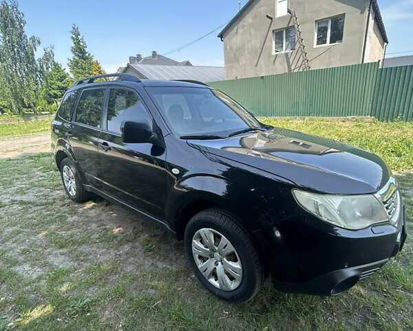 Чорний Субару Forester, об'ємом двигуна 2 л та пробігом 232 тис. км за 8250 $, фото 2 на Automoto.ua