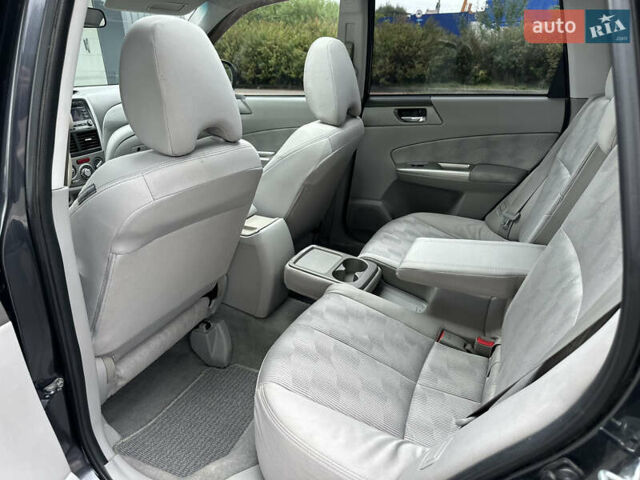 Черный Субару Форестер, объемом двигателя 2.5 л и пробегом 271 тыс. км за 7450 $, фото 63 на Automoto.ua