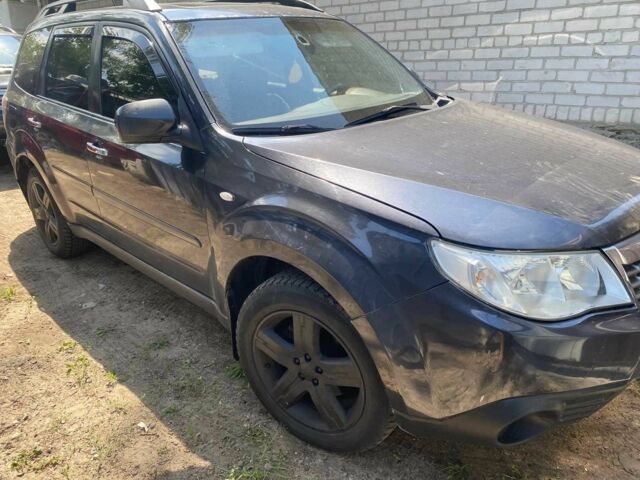 Черный Субару Форестер, объемом двигателя 0 л и пробегом 100 тыс. км за 4000 $, фото 1 на Automoto.ua