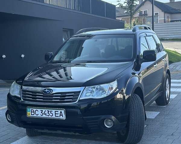 Чорний Субару Forester, об'ємом двигуна 2.46 л та пробігом 297 тис. км за 9300 $, фото 3 на Automoto.ua