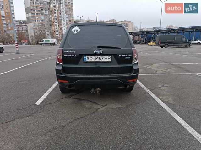Черный Субару Форестер, объемом двигателя 2 л и пробегом 270 тыс. км за 8250 $, фото 3 на Automoto.ua
