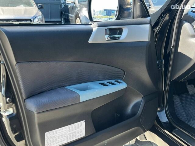 Чорний Субару Forester, об'ємом двигуна 2 л та пробігом 215 тис. км за 9590 $, фото 31 на Automoto.ua