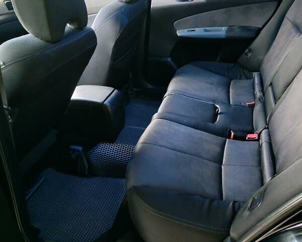 Черный Субару Форестер, объемом двигателя 2 л и пробегом 220 тыс. км за 8000 $, фото 5 на Automoto.ua