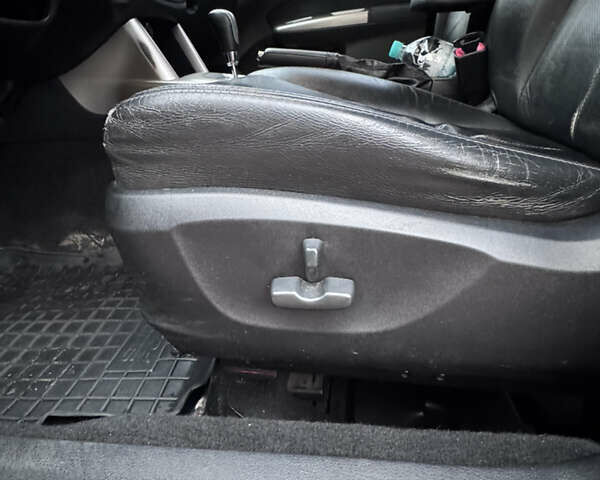 Черный Субару Форестер, объемом двигателя 2.5 л и пробегом 370 тыс. км за 8750 $, фото 13 на Automoto.ua