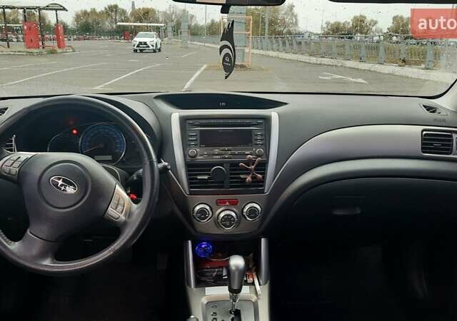 Черный Субару Форестер, объемом двигателя 2.46 л и пробегом 132 тыс. км за 8100 $, фото 2 на Automoto.ua