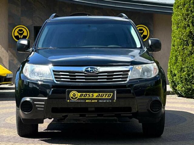 Чорний Субару Forester, об'ємом двигуна 2 л та пробігом 40 тис. км за 14190 $, фото 1 на Automoto.ua
