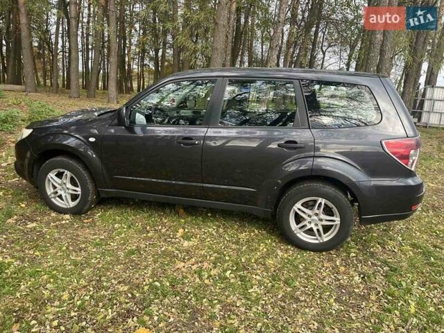 Чорний Субару Forester, об'ємом двигуна 1.99 л та пробігом 273 тис. км за 6550 $, фото 3 на Automoto.ua