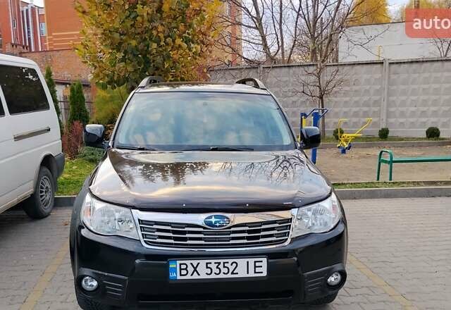 Черный Субару Форестер, объемом двигателя 2.46 л и пробегом 97 тыс. км за 8400 $, фото 3 на Automoto.ua