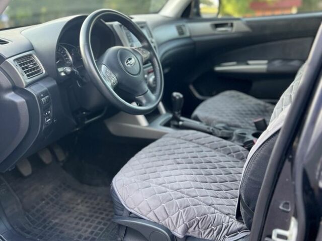 Чорний Субару Forester, об'ємом двигуна 2 л та пробігом 216 тис. км за 7800 $, фото 4 на Automoto.ua