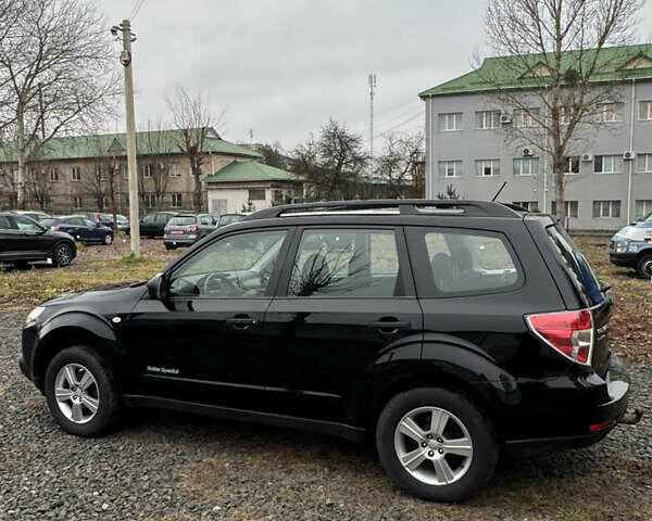 Черный Субару Форестер, объемом двигателя 1.99 л и пробегом 225 тыс. км за 9300 $, фото 6 на Automoto.ua