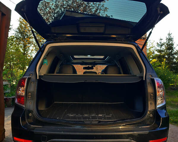 Субару Форестер 2010 в Сокале на Automoto.ua Черный Субару Форестер, объемом двигателя 2 л и пробегом 223 тыс. км за 5500 $, фото 6 на Automoto.ua